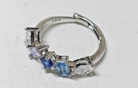 Gradient Blue Multi-Gemstone Ring | Silver-Tone Setting | Elegant & Unique Color Harmony