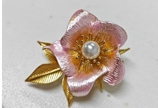 Blue Gold Flower Pearl Brooch Elegant Vintage Jewelry for Wedding