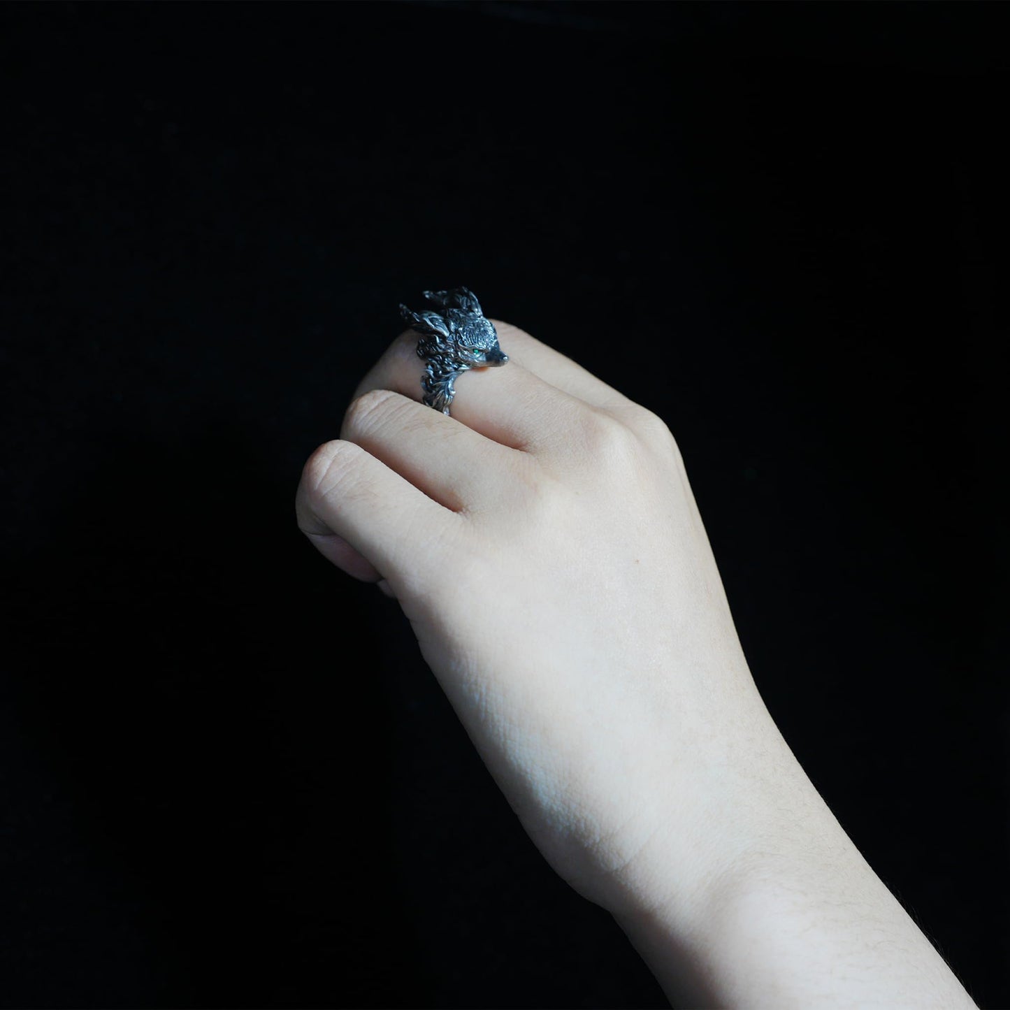 Fox Totem Ring in 925 Silver with Green Zircon Eyes | Handmade Spirit Guardian Animal Jewelry