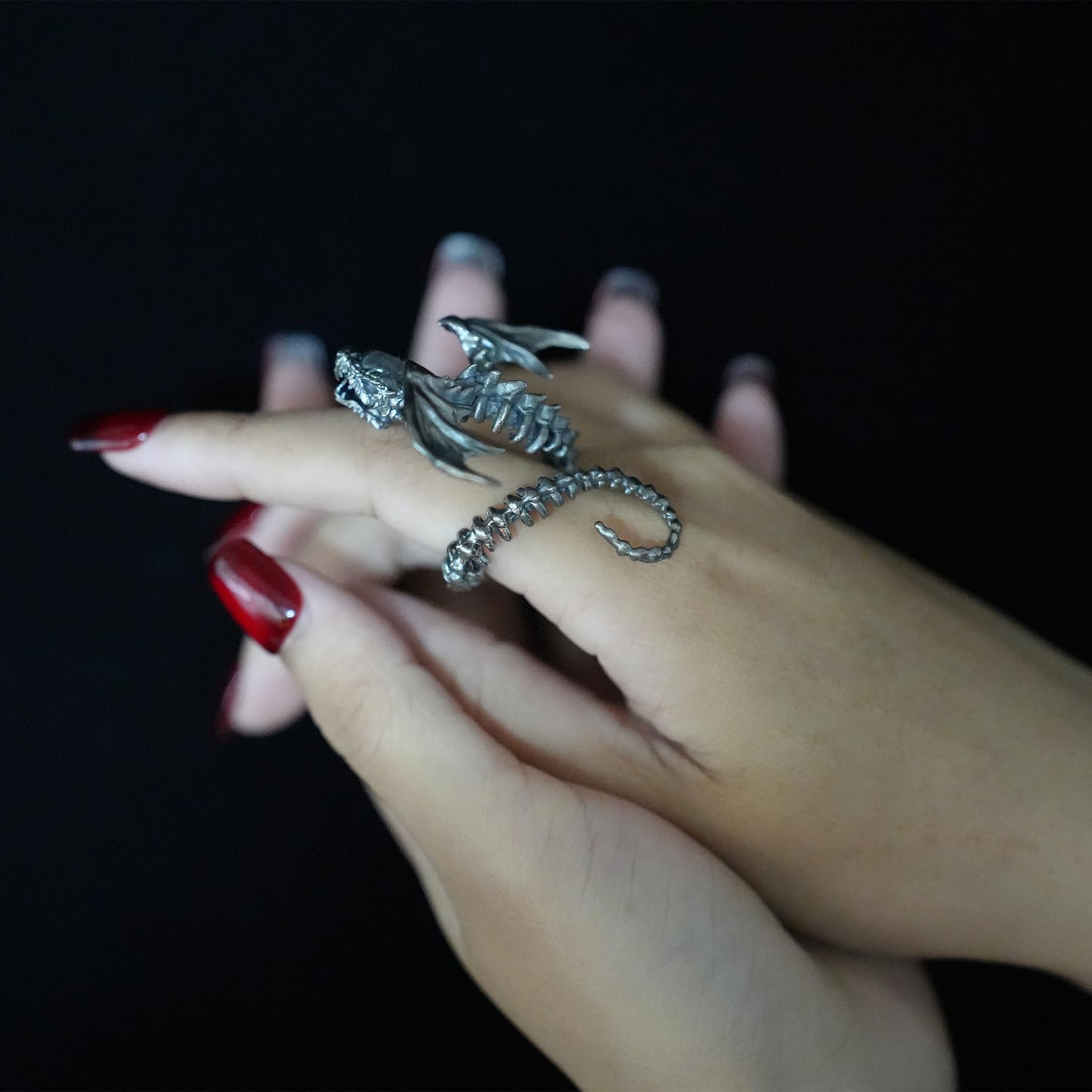 Dragon Ring in 925 Sterling Silver with Labradorite | Handmade Gothic Fantasy Jewelry | Mythic Winged Bone Ring