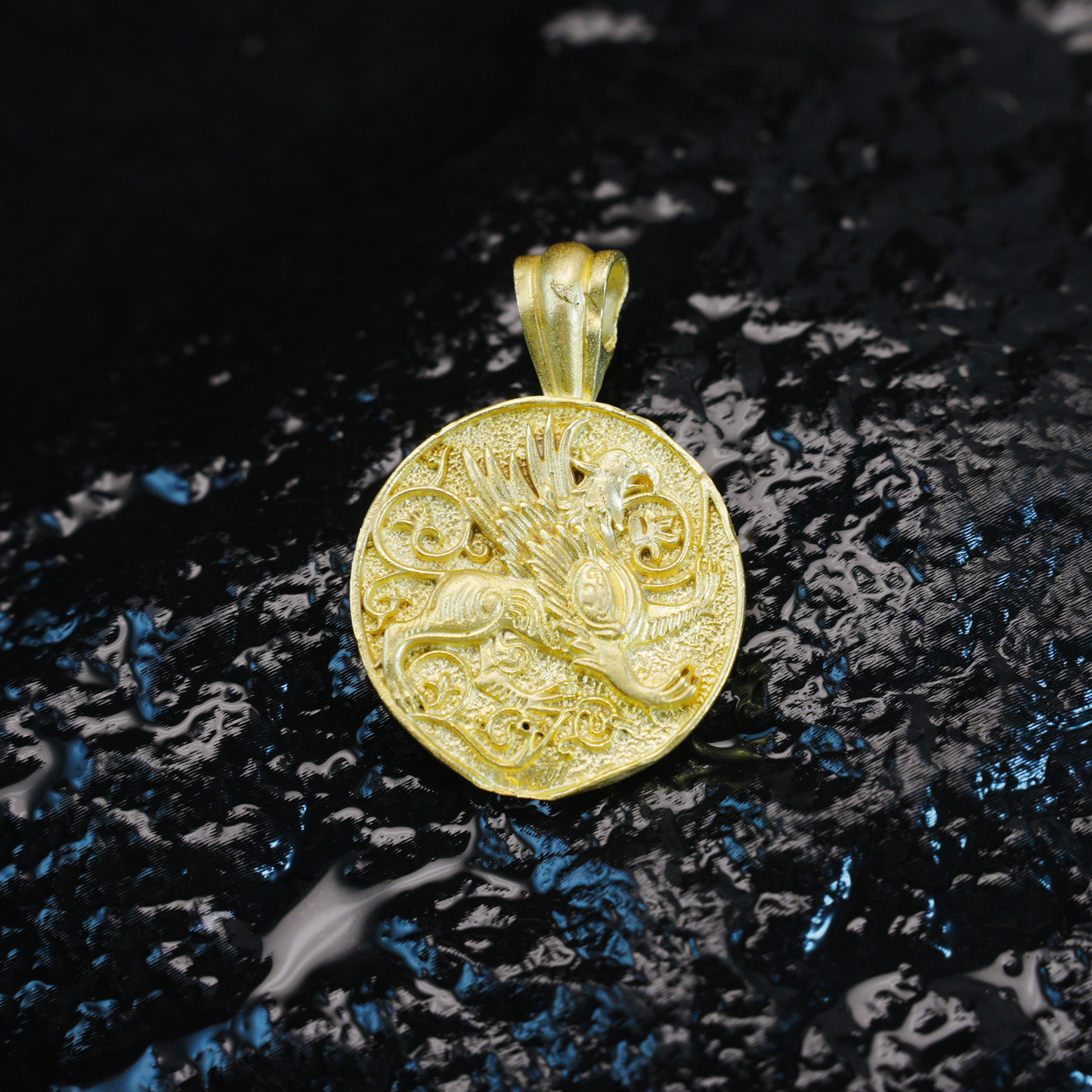 Gotischer Greif-Anhänger – Mythische Tier-Halskette, Fantasy-Wächteramulett-Schmuck