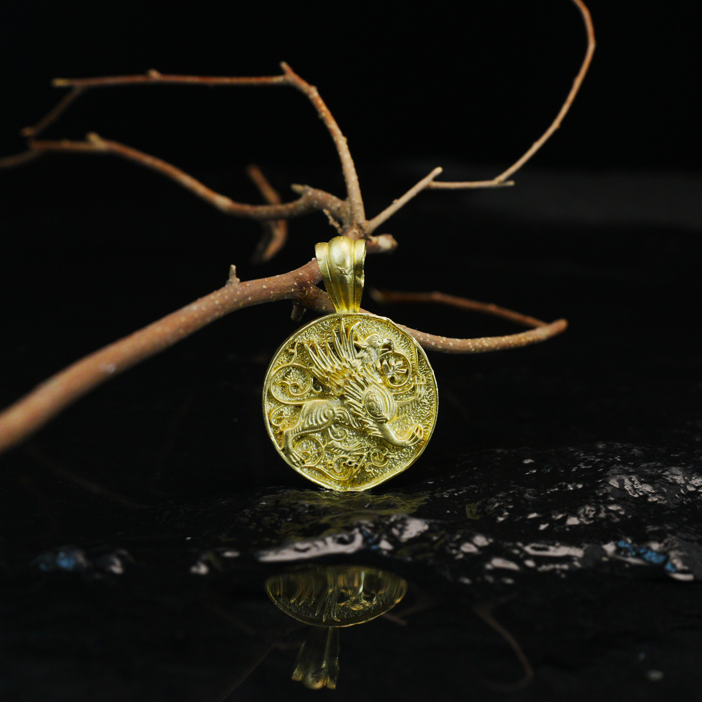 Gotischer Greif-Anhänger – Mythische Tier-Halskette, Fantasy-Wächteramulett-Schmuck