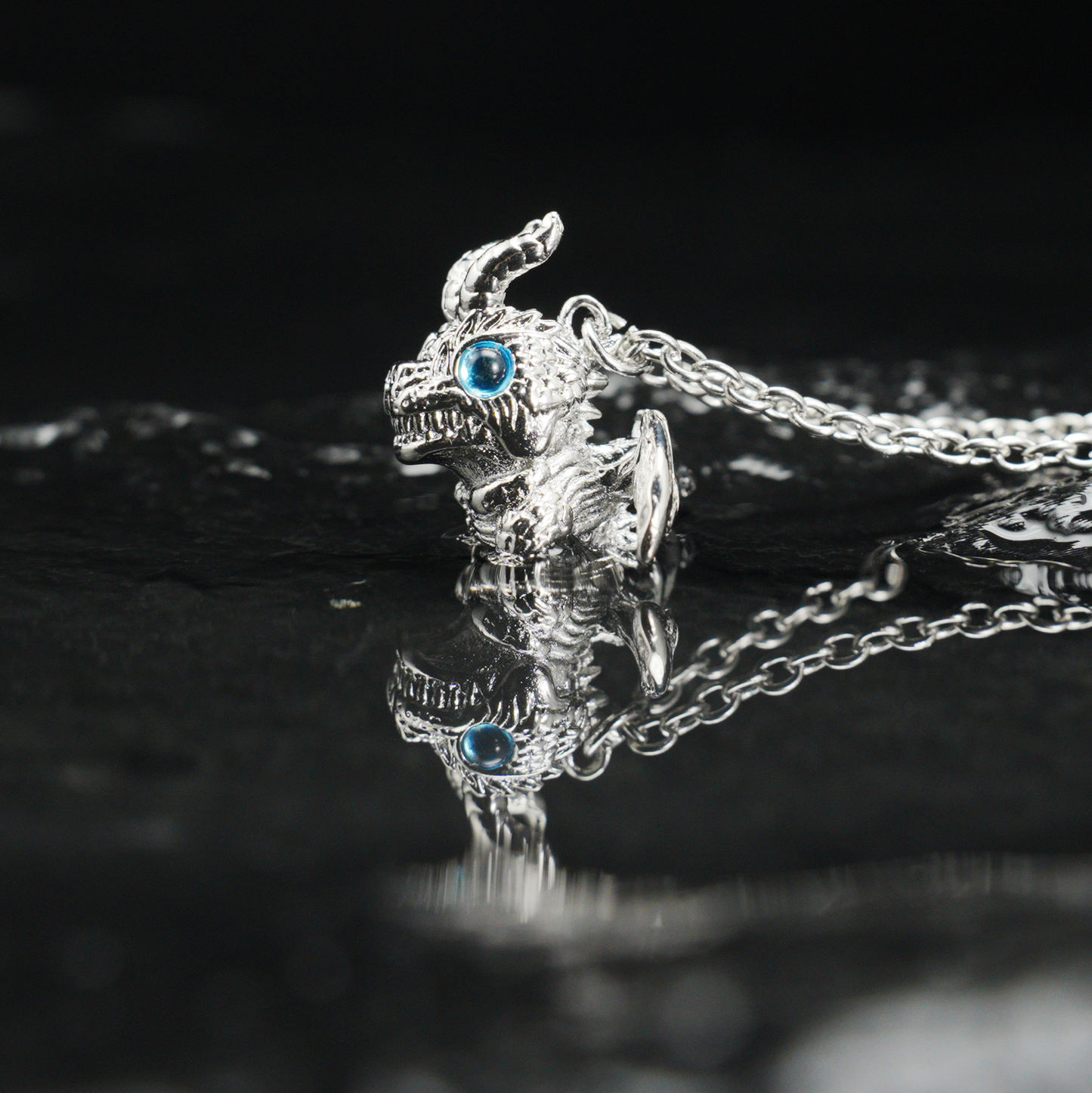 Blauäugiger Drache-Anhänger-Halskette, Gothic-Fantasie, Vintage-Legierung, Schmuck