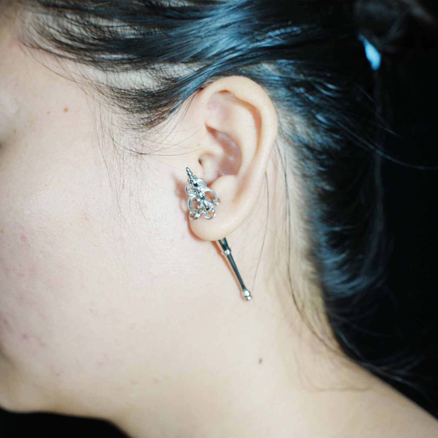 Zen-Stab-Ohrringe mit verbundenen Ringen, Quaste, moderner und achtsamer Schmuck