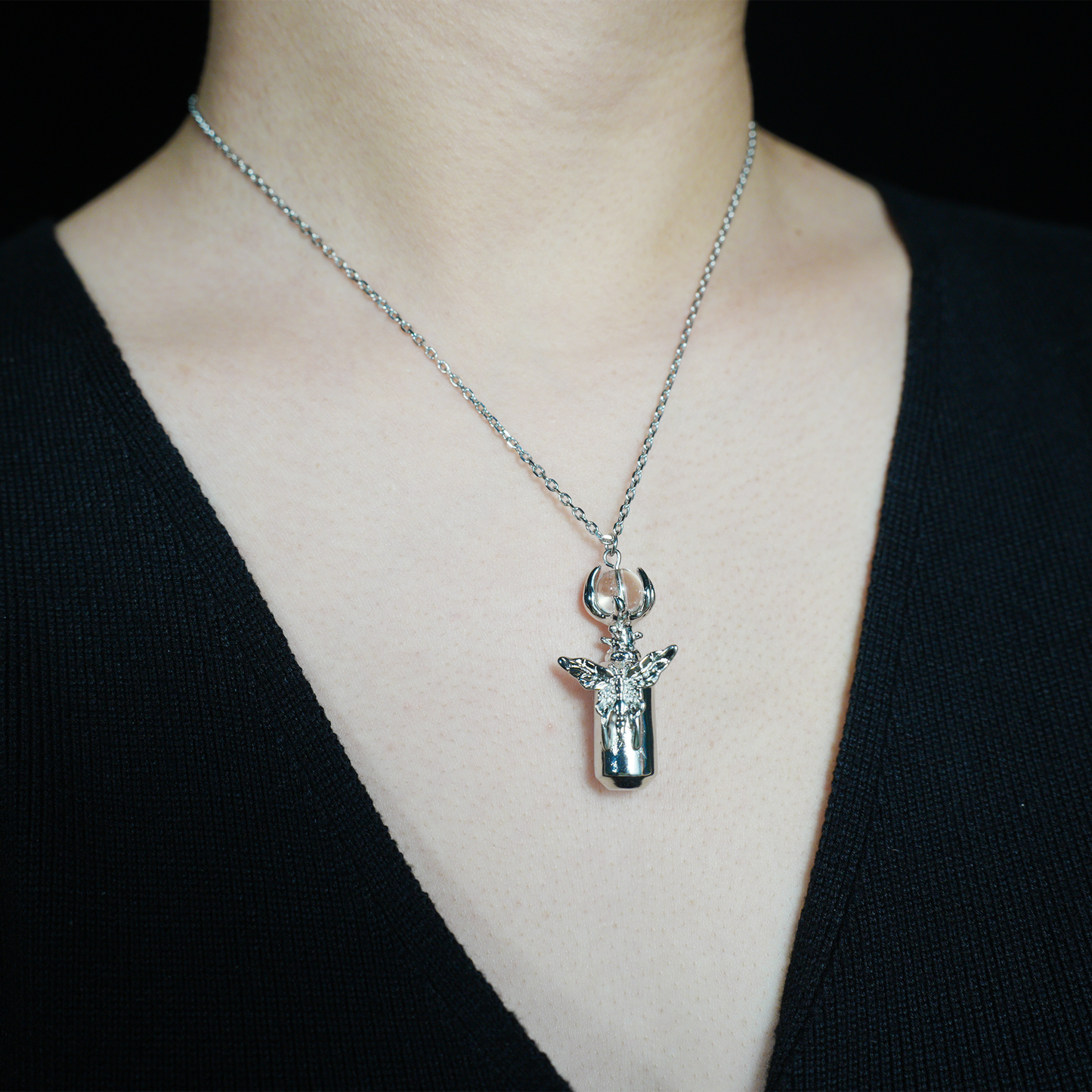 Schmetterlingskugel Halskette Gothic Mond Talisman Anhänger Unikat Schmuck