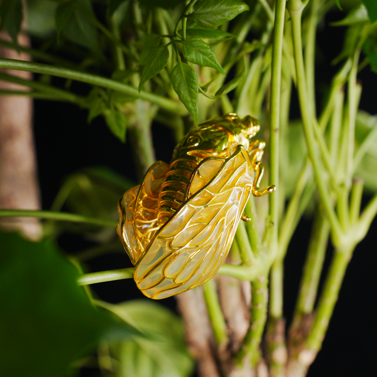 Vintage Gold Cicada Ornament Halskette Anhänger Symbol der Wiedergeburt & Freiheit