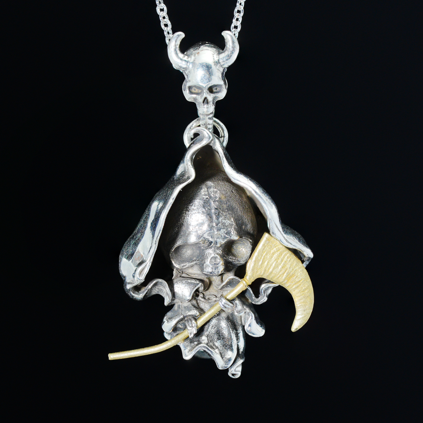Gothic Grim Reaper Pendant Necklace – Vintage Bronze Skull with Golden Scythe, Dark Aesthetic Statement Jewelry for Men & Women