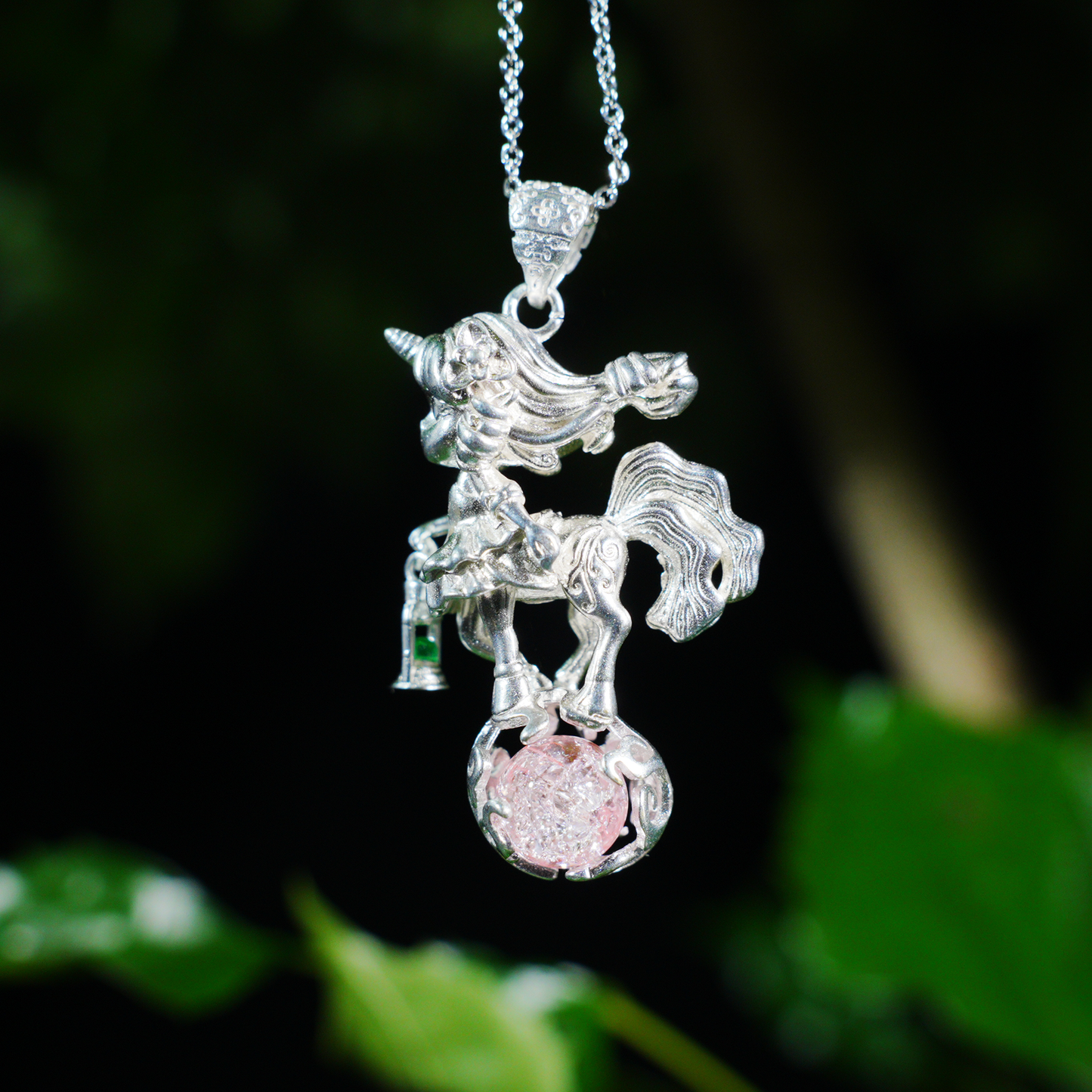 Magischer Einhorn-Mädchen-Anhänger – Süße Fantasy-Halskette für Frauen | Skurriler Fairycore-Schmuck für Träumer & Geschenk für Anime-Liebhaber