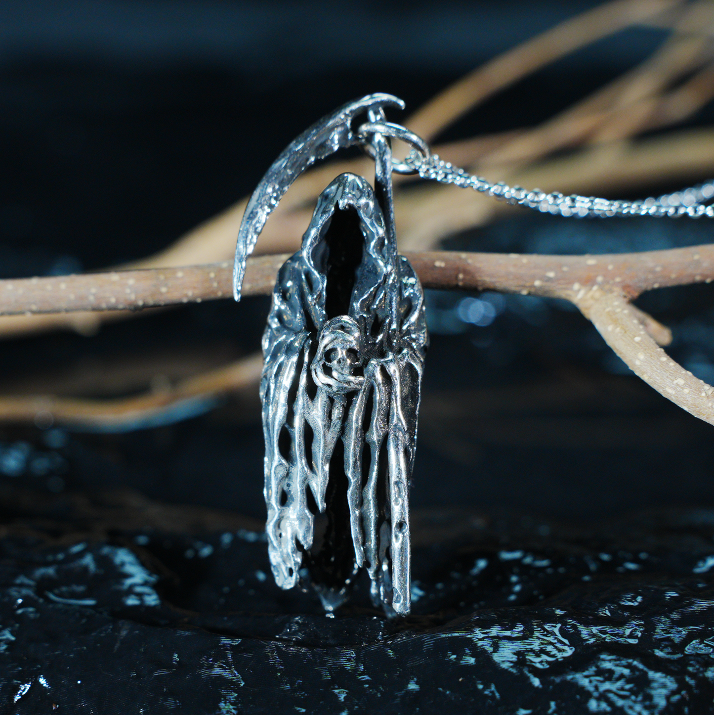 Gothic Grim Reaper Pendant, Dark Amulet Necklace, Hooded Scythe Figure Jewelry, Punk Occult Style for Gothic Outfit & Spiritual Wearers