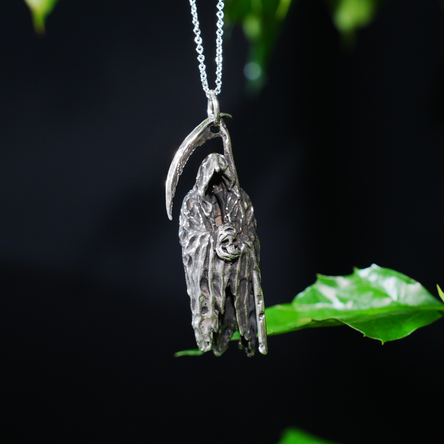Gothic Grim Reaper Pendant, Dark Amulet Necklace, Hooded Scythe Figure Jewelry, Punk Occult Style for Gothic Outfit & Spiritual Wearers