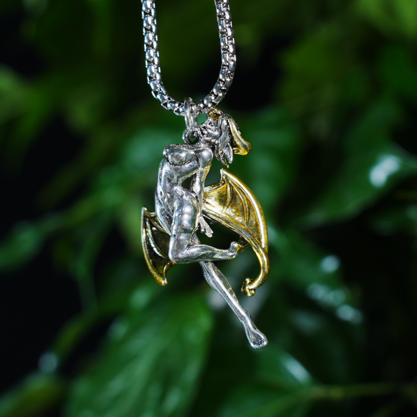 Lilith Shadow Pendant Necklace, Gothic Demon Wing Necklace, Dark Fantasy Jewelry, Symbol of Feminine Power, Rebellious Style Necklace, Artistic Devil Pendant
