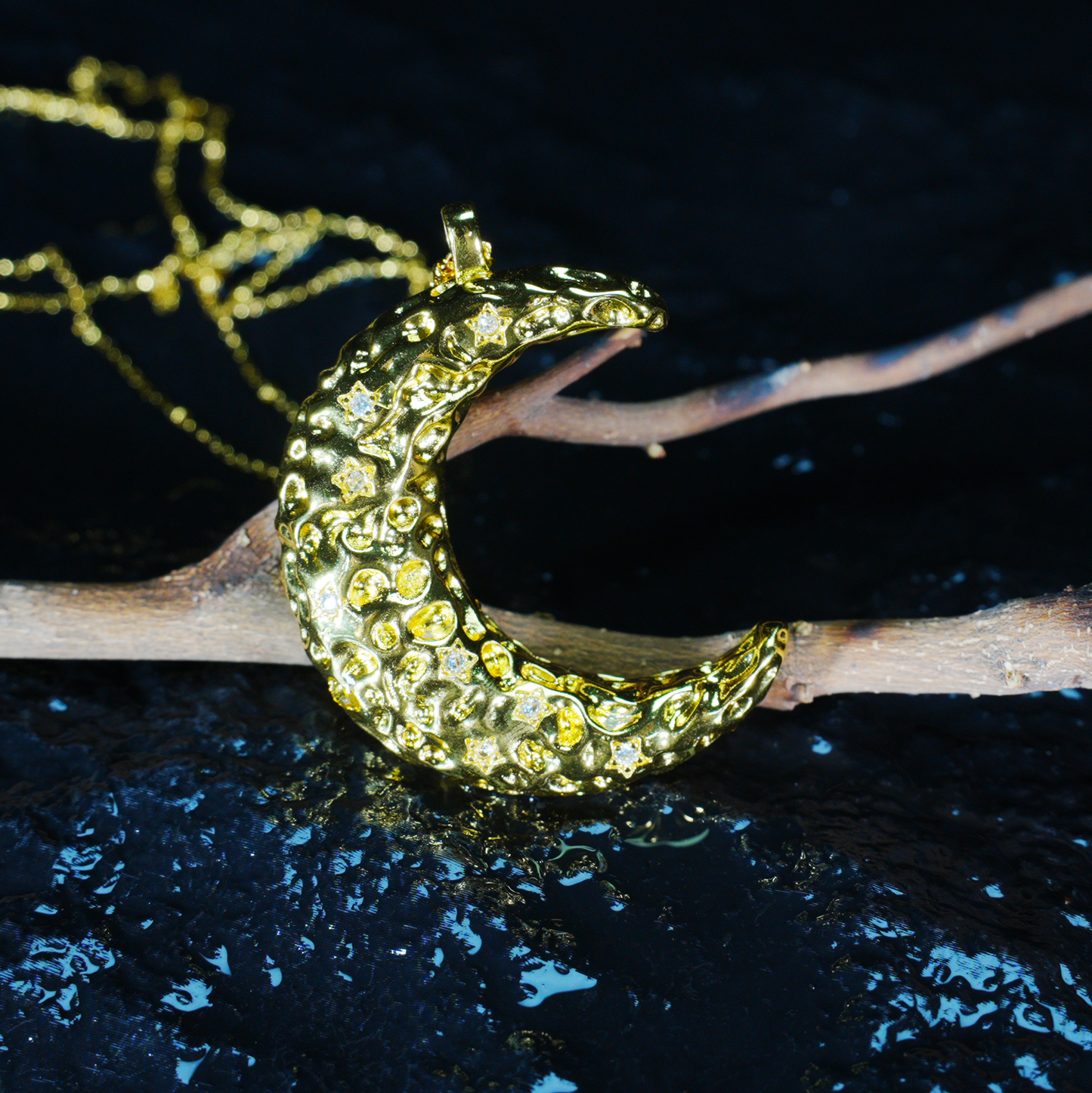 Starry Moon Pendant Necklace | Gold Crescent Dream Charm | Textured Lunar Jewelry