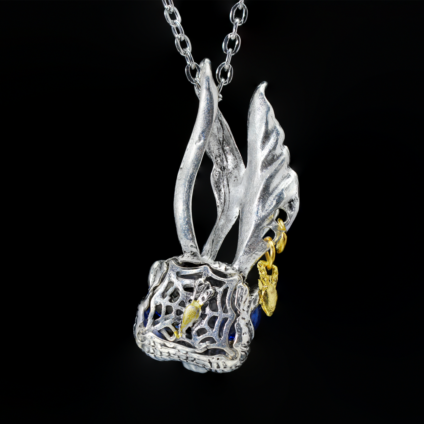 Blauäugiger Kaninchen-Anhänger | Fantasy-Tier-Halskette | Traum-Amulett-Schmuck | Kunsthandwerkliches Statement-Geschenk