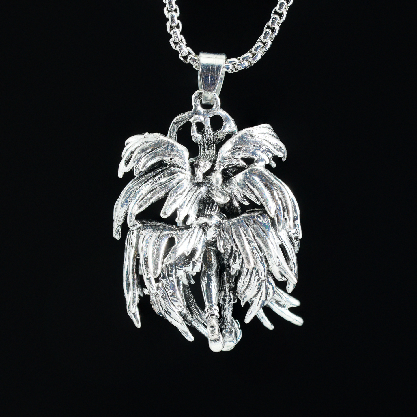 Gefallener Walküren-Anhänger mit Flügeln, Nordischer Mythos Krieger Halskette, Gothic Göttin Amulett, Dark Style Schmuck, Retro Geschnitztes Statement Stück