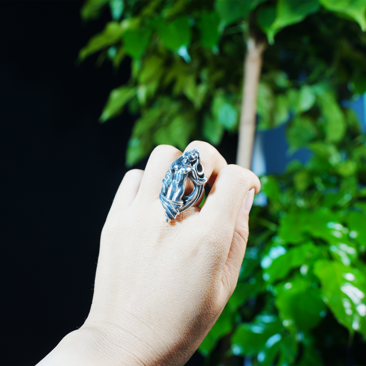 Göttinnen-Skulptur-Ring | Künstlerisches spirituelles Amulett | Symbol des weiblichen Erwachens | Schmuck im Gothic-Stil