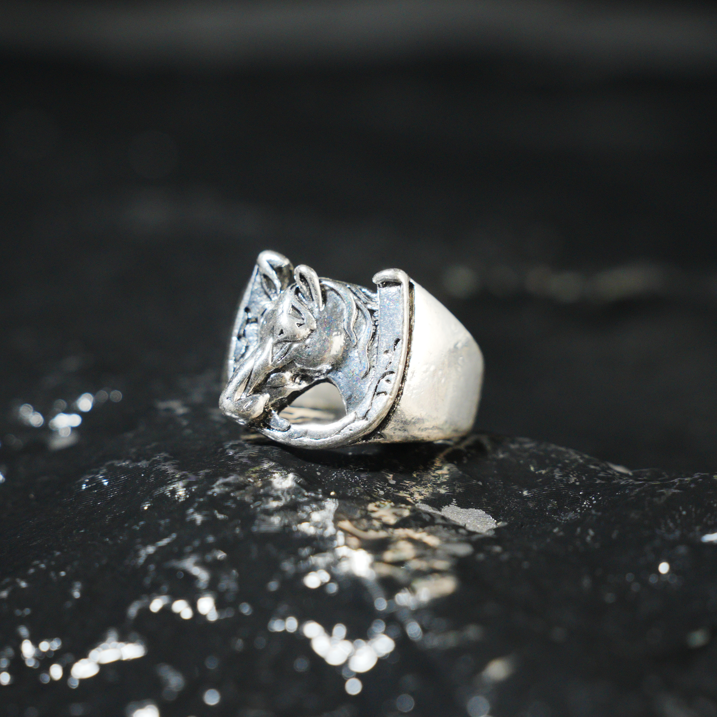 Horse Head Ring, Vintage Horseshoe Ring, Carved Style Ring, Lucky Amulet Jewelry, Western Cowboy Animal Ring