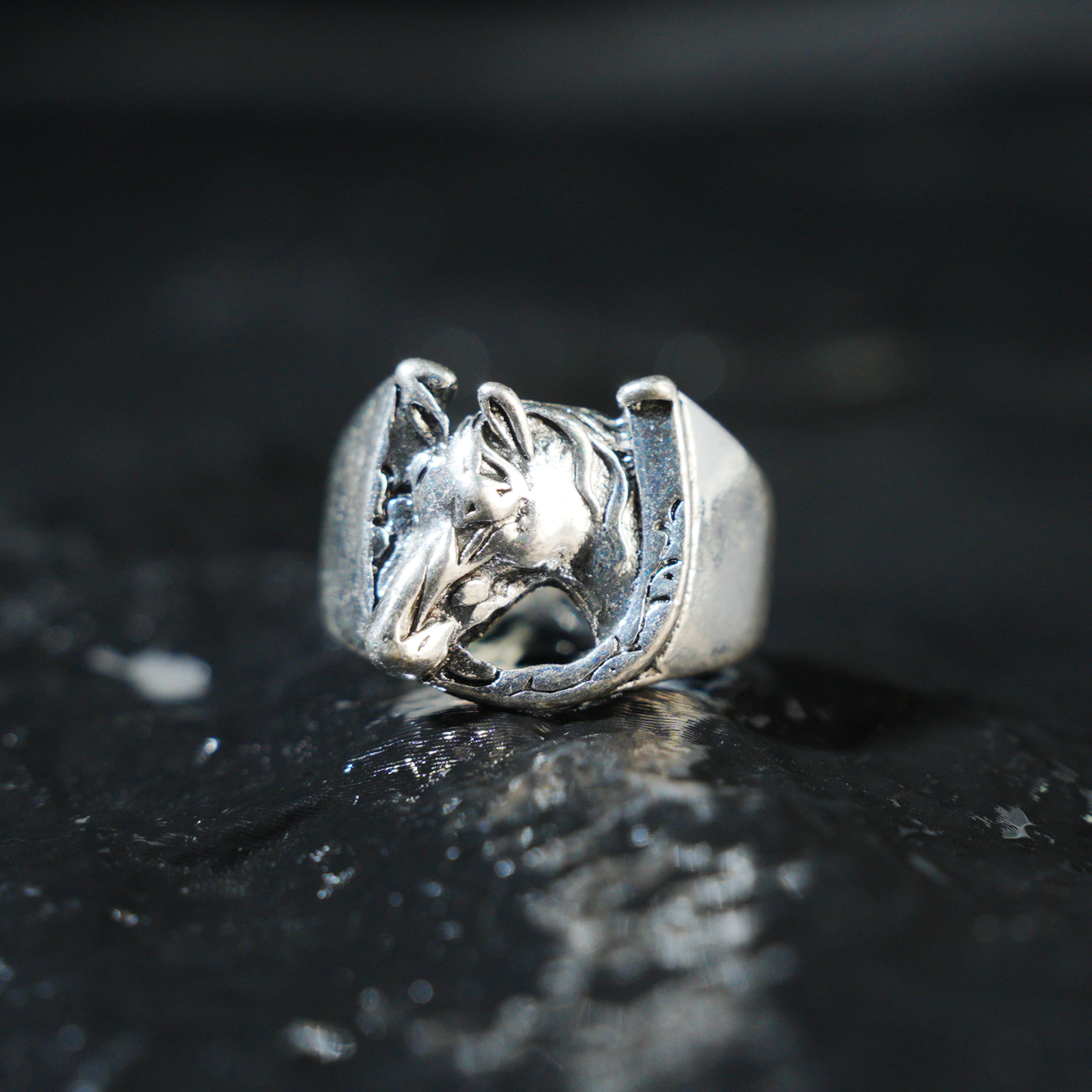 Horse Head Ring, Vintage Horseshoe Ring, Carved Style Ring, Lucky Amulet Jewelry, Western Cowboy Animal Ring