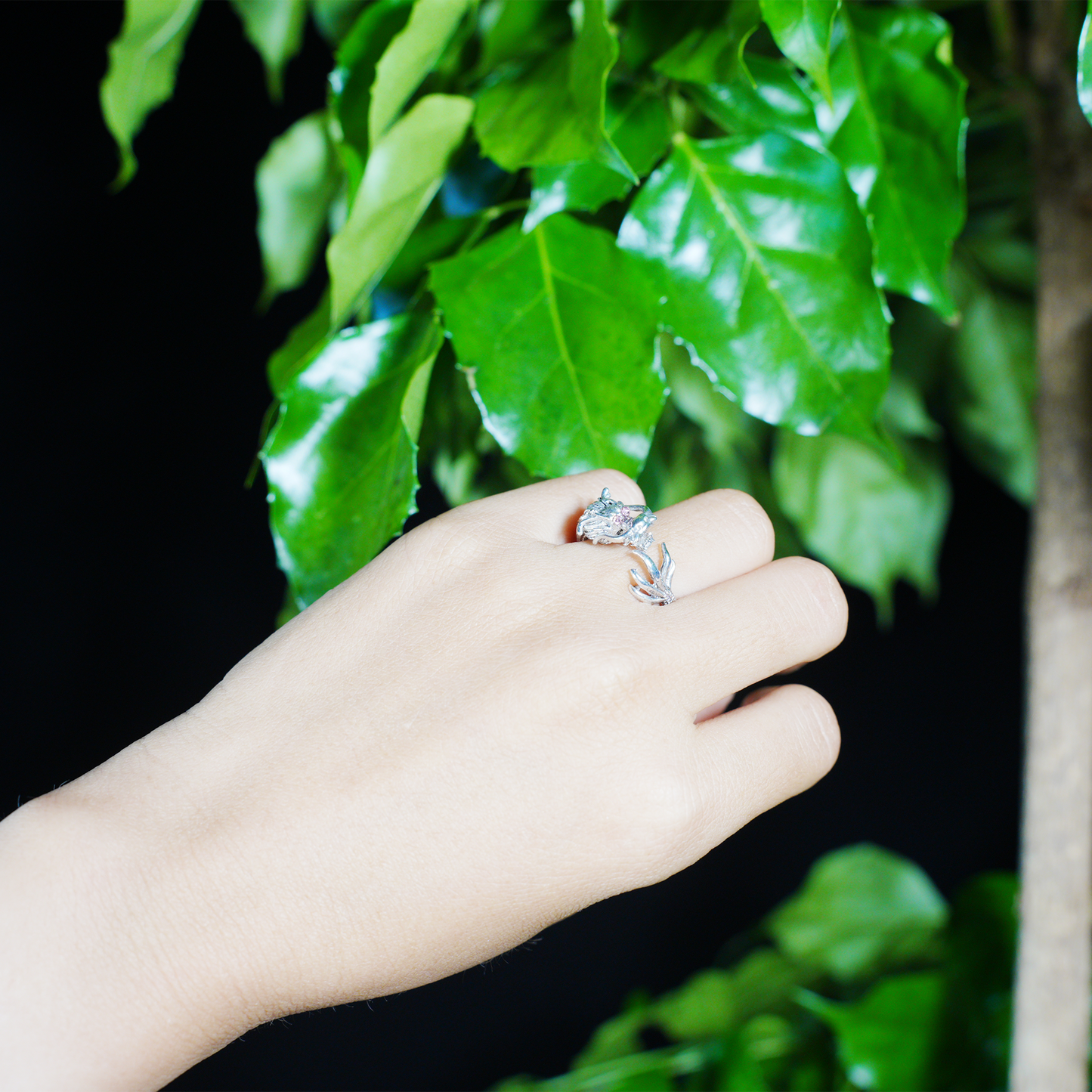 Dragon Ring, Vintage Sculpted Dragon Jewelry, Totem Protection Amulet, Fantasy Gift for Her