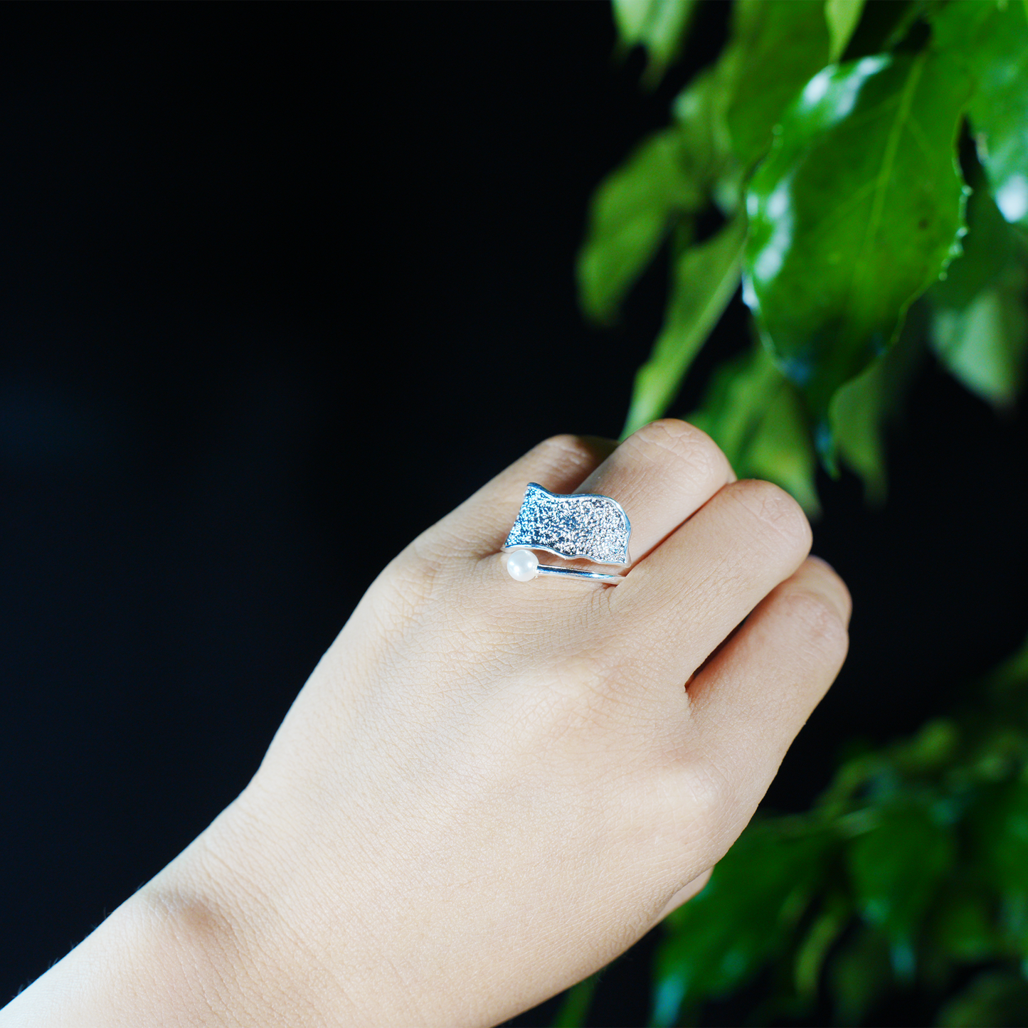 Silver Pearl Ring, Minimalist Hammered Texture Statement Band, Sculptural Modern Jewelry for Everyday Elegance