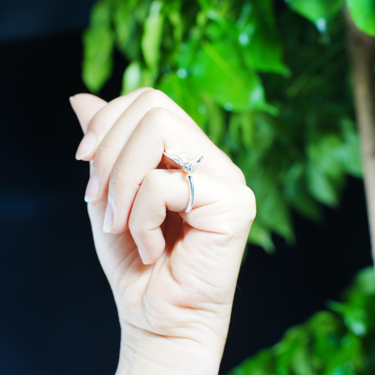 Flying Bird Ring, Minimalist Nature Jewelry, Freedom Animal Gift for Her