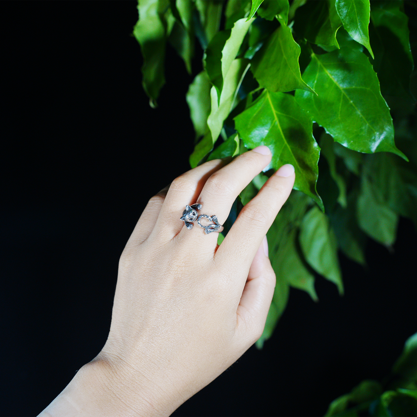 Playful Cat Ring | Whimsical Animal Jewelry | Gothic Cute Cat Band for Animal Lovers
