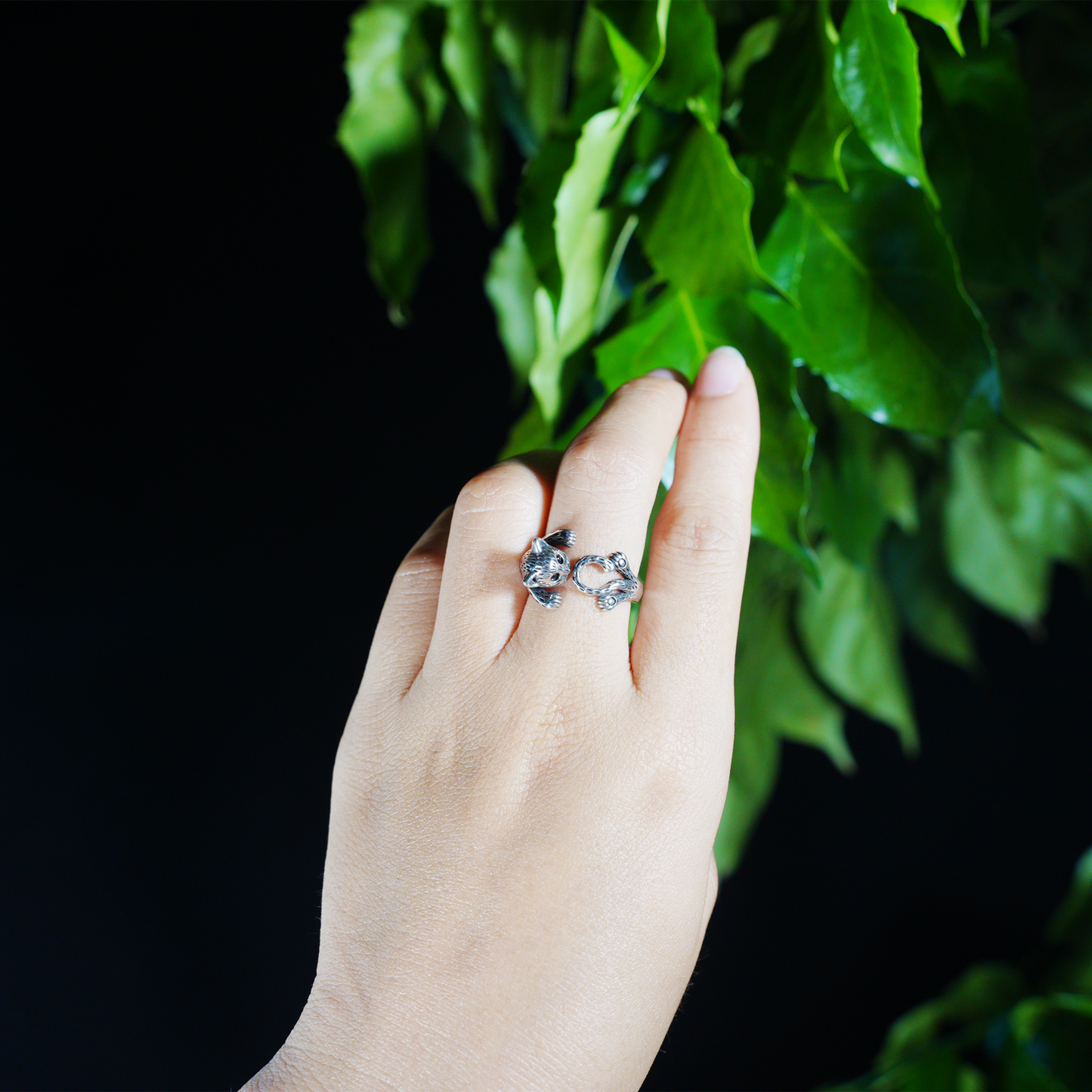 Playful Cat Ring | Whimsical Animal Jewelry | Gothic Cute Cat Band for Animal Lovers