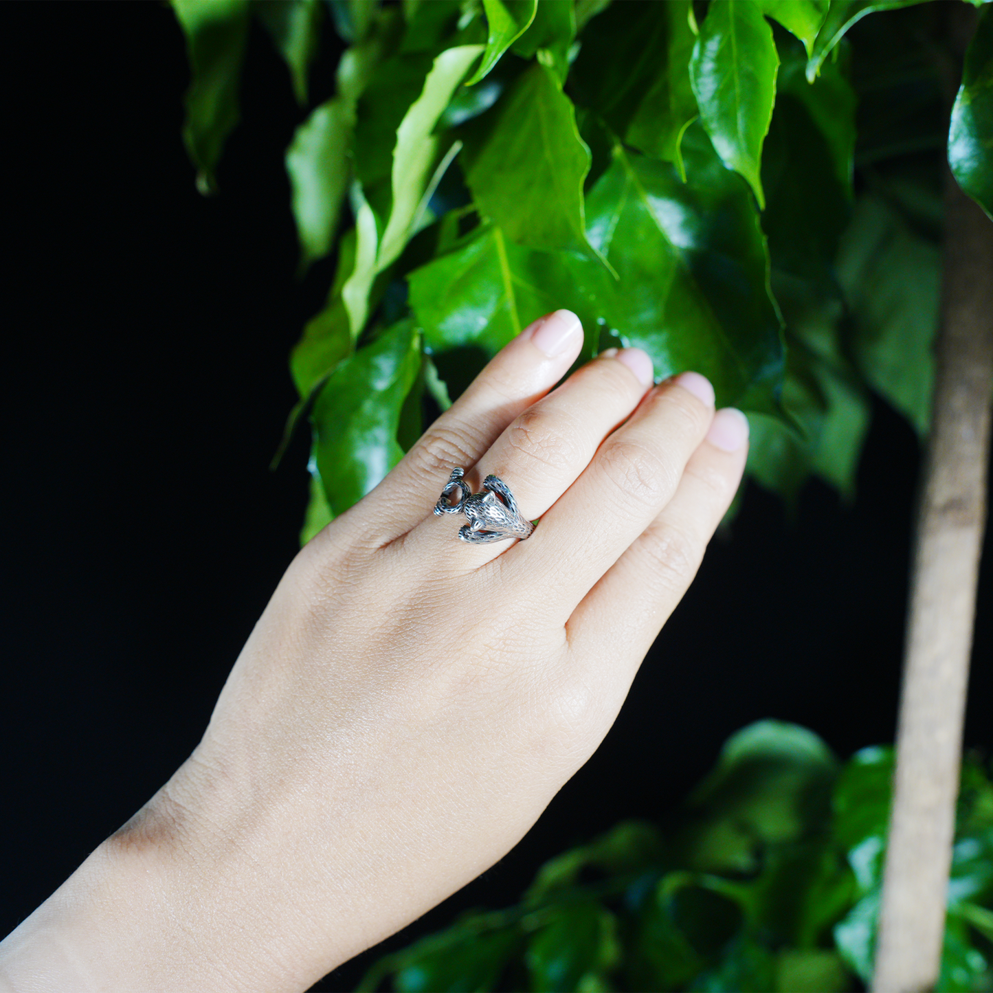 Playful Cat Ring | Whimsical Animal Jewelry | Gothic Cute Cat Band for Animal Lovers