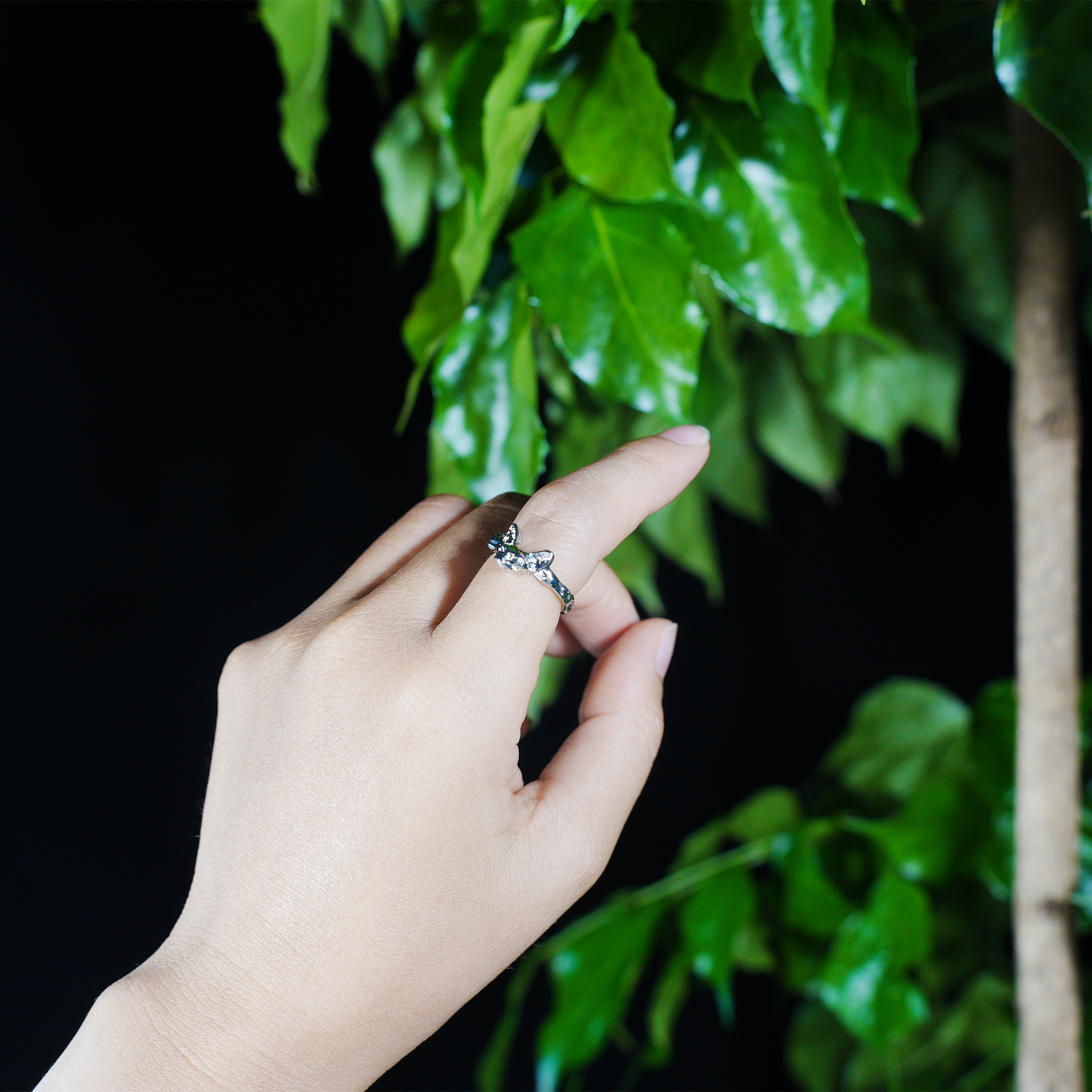 Süßer Katzenkopf Ring, Geschnitzter Tier Totem Schmuck, Emotionales Begleiter Geschenk, Unisex Handgefertigter Tier Ring