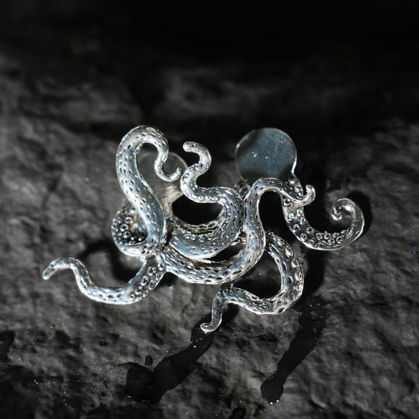 Einzigartige Oktopus-Brosche für Herrenanzüge, kreatives Finish-Design, personalisiertes High-End-Accessoire, ideal für geschäftliche und formelle Anlässe