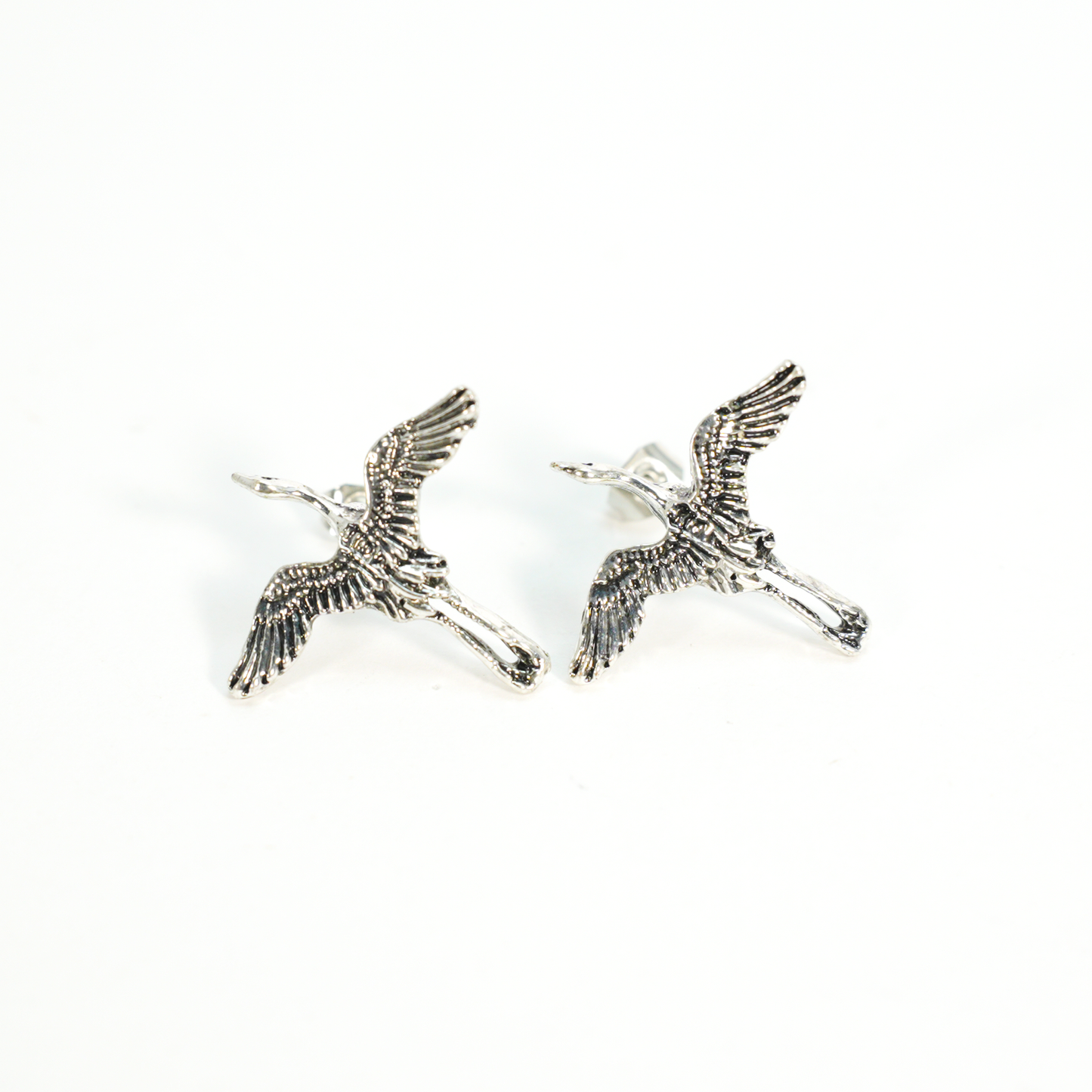 Ohrringe mit schwebendem Vogel | Symbol der Freiheit Talisman | Von der Natur inspirierte künstlerische Ohrstecker