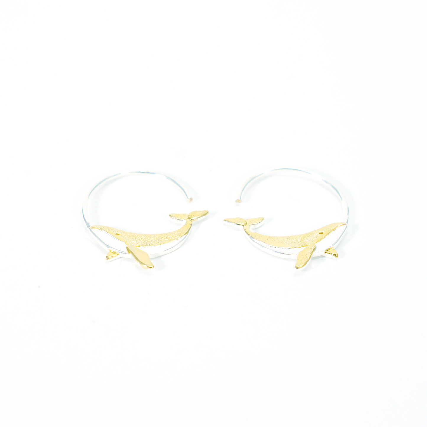 Delfin Ohrstecker – Gold & Silber Zweifarbiger Tier Totem Schmuck, Spirituelles Ozean Liebhaber Geschenk