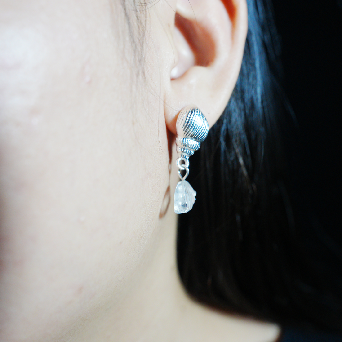 Ocean Shell Drop Earrings with Petal-Shaped Crystals, Artistic Sea-Inspired Dangle Earrings for Women