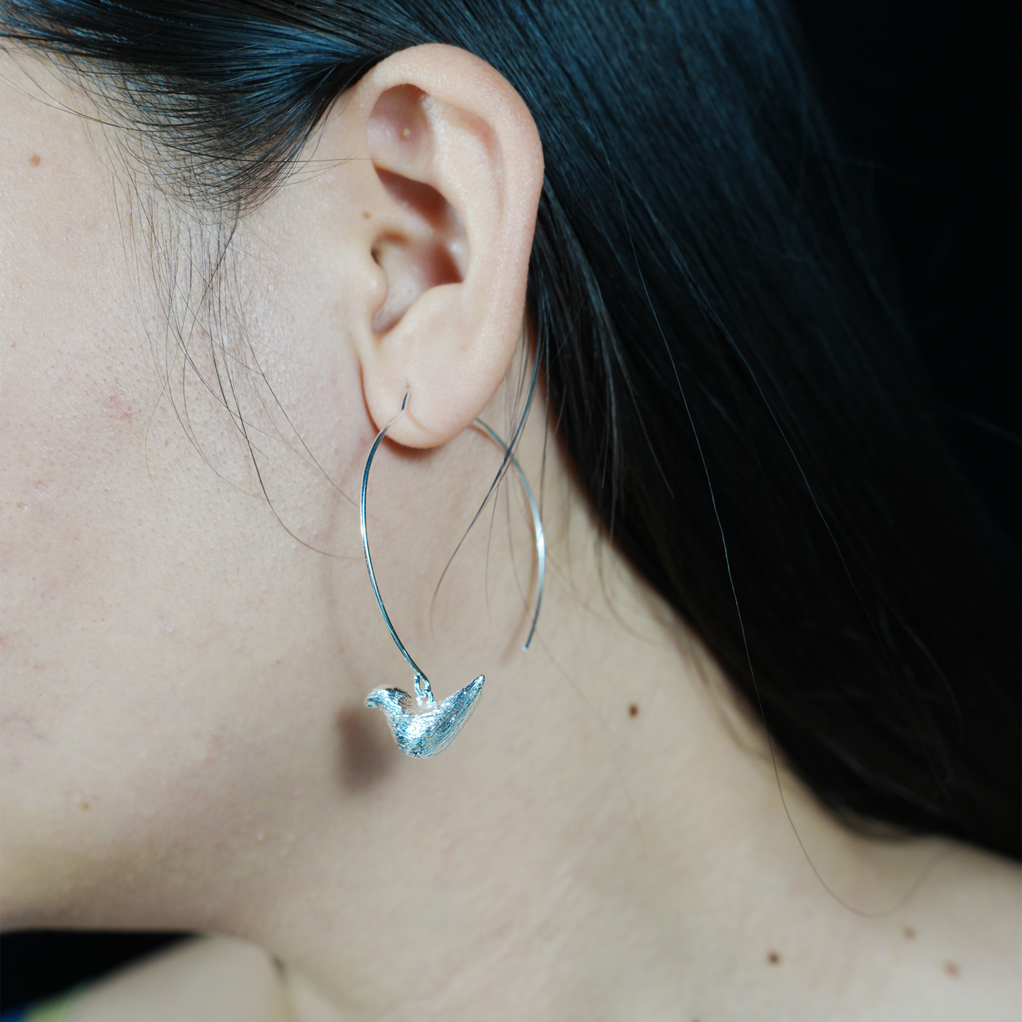 Bird Hoop Earrings – Minimalist Design with Delicate Bird Charm, Symbol of Peace and Inner Voice