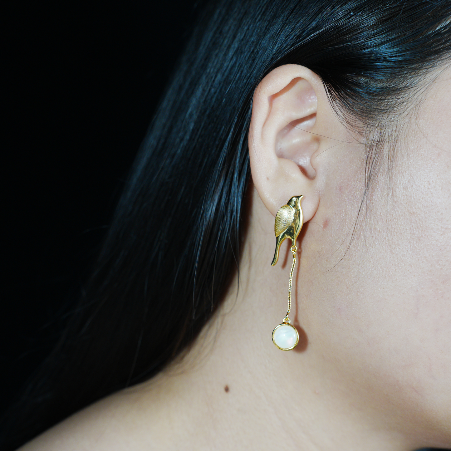 Golden Bird Earrings – Minimalist Flying Bird Design, Soulful Gift for Her, Delicate Dangle Ear Jewelry
