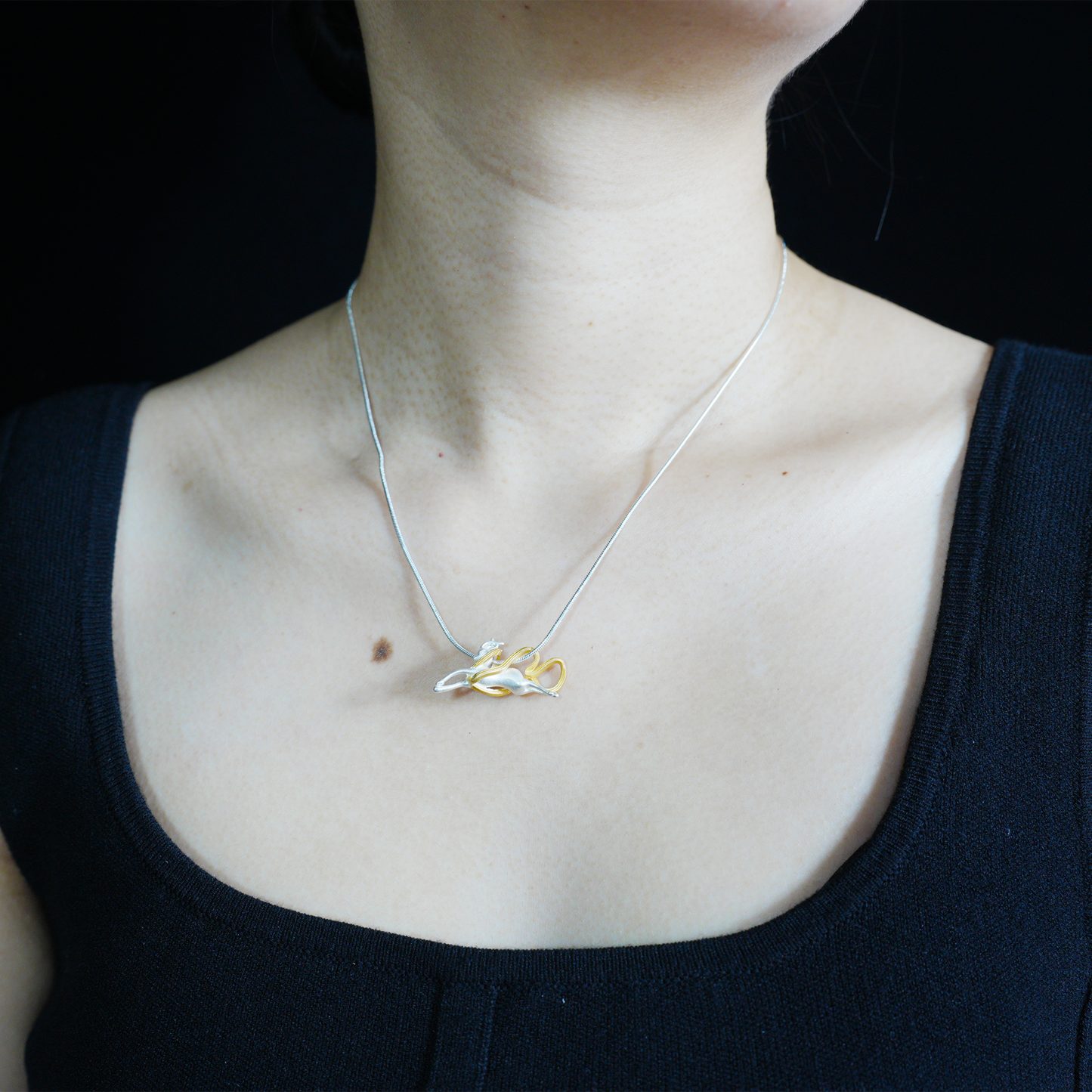 Running Deer Pendant Necklace – Dual-Tone Leaping Deer, Nature-Inspired Totem Jewelry, Fairytale Gift