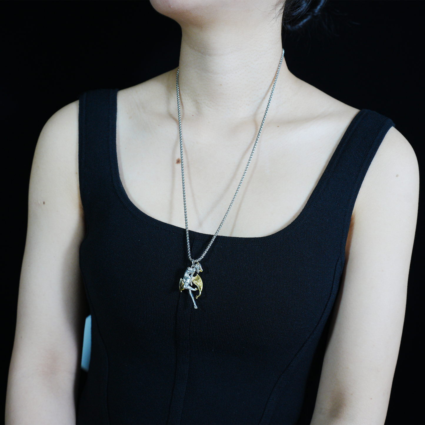Lilith Shadow Pendant Necklace, Gothic Demon Wing Necklace, Dark Fantasy Jewelry, Symbol of Feminine Power, Rebellious Style Necklace, Artistic Devil Pendant
