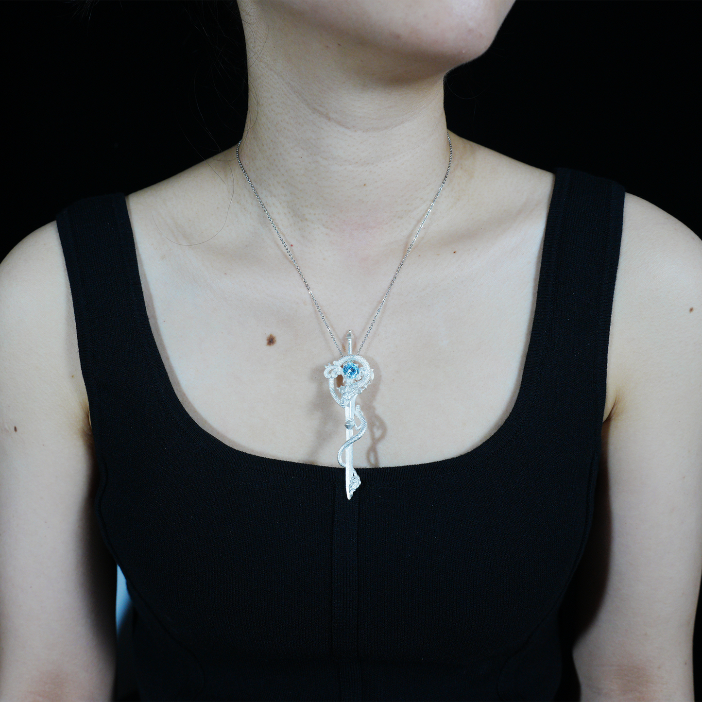 Drachenschwert-Stab-Anhänger | Fantasy-Magie-Halskette | Schmuck im gotischen Mittelalter-Stil für Cosplay und Geschenke