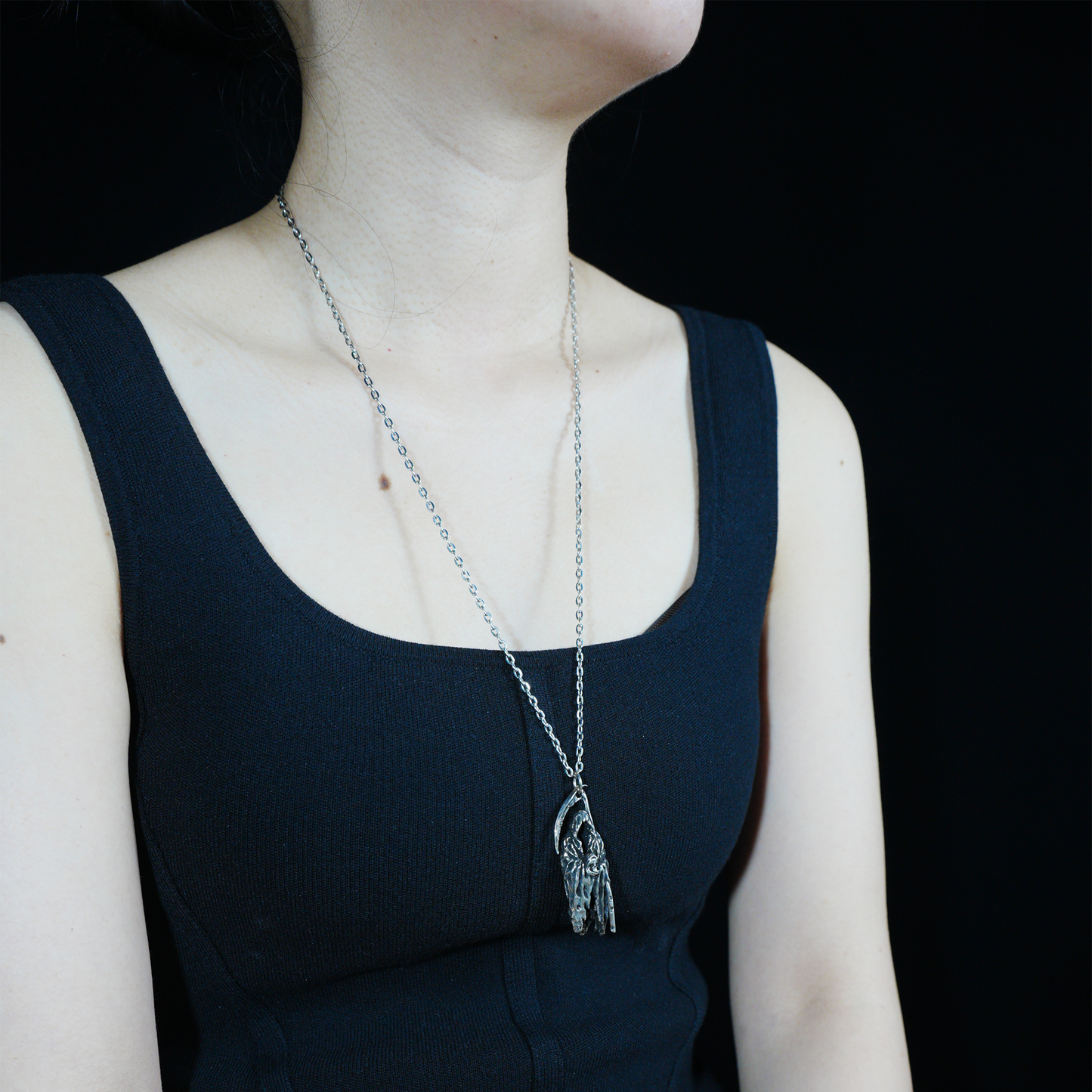 Gothic Grim Reaper Pendant, Dark Amulet Necklace, Hooded Scythe Figure Jewelry, Punk Occult Style for Gothic Outfit & Spiritual Wearers