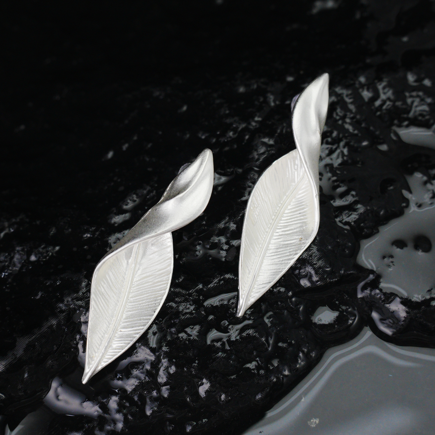 Leaf Drop Earrings, Minimalist Botanical Design Jewelry, Nature Gift for Her