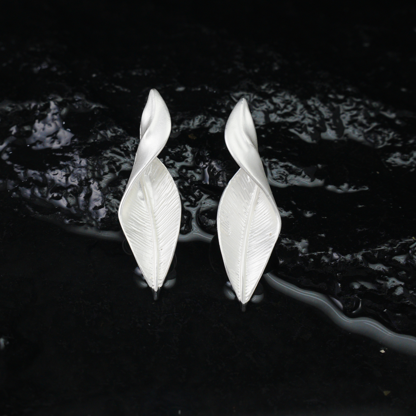 Leaf Drop Earrings, Minimalist Botanical Design Jewelry, Nature Gift for Her