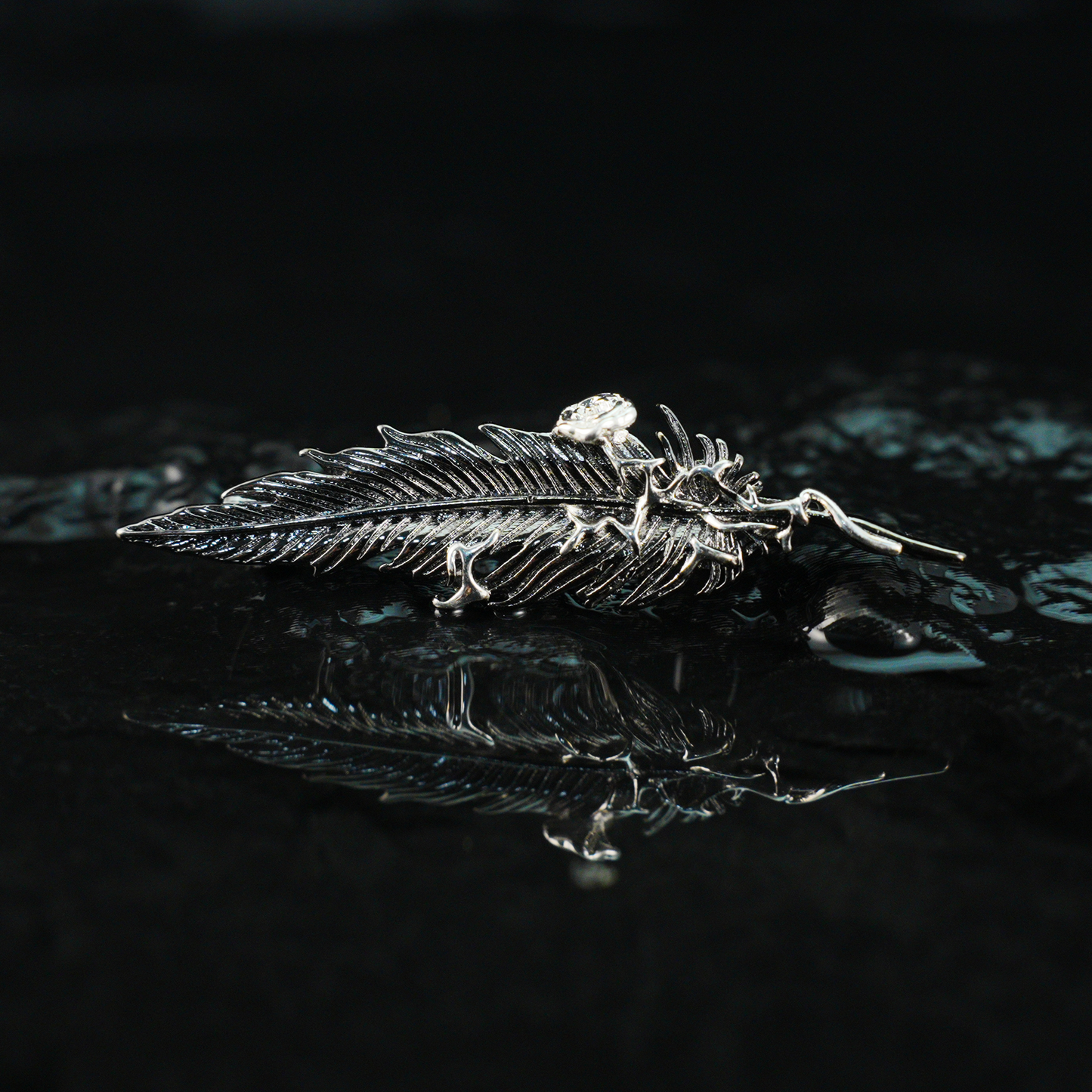 Feather Flower Brooch Nature-Inspired Elegant Unisex Jewelry