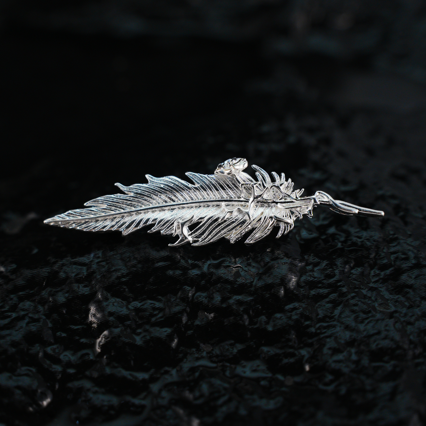 Feather Flower Brooch Nature-Inspired Elegant Unisex Jewelry