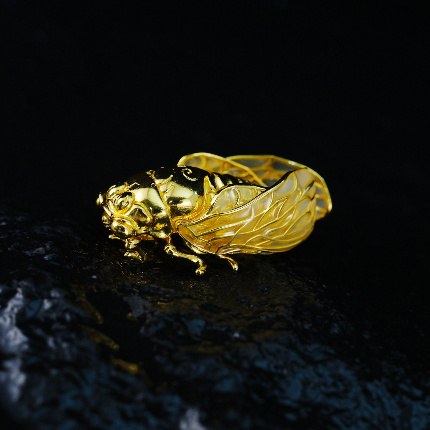 Vintage Gold Cicada Ornament Halskette Anhänger Symbol der Wiedergeburt & Freiheit