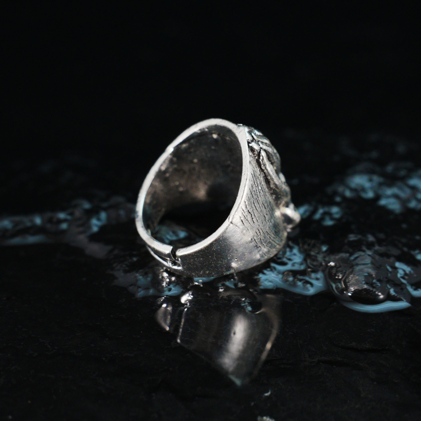 Vintage Handschlagring – Symbol der Einheit, Treue und ewigen Verbundenheit