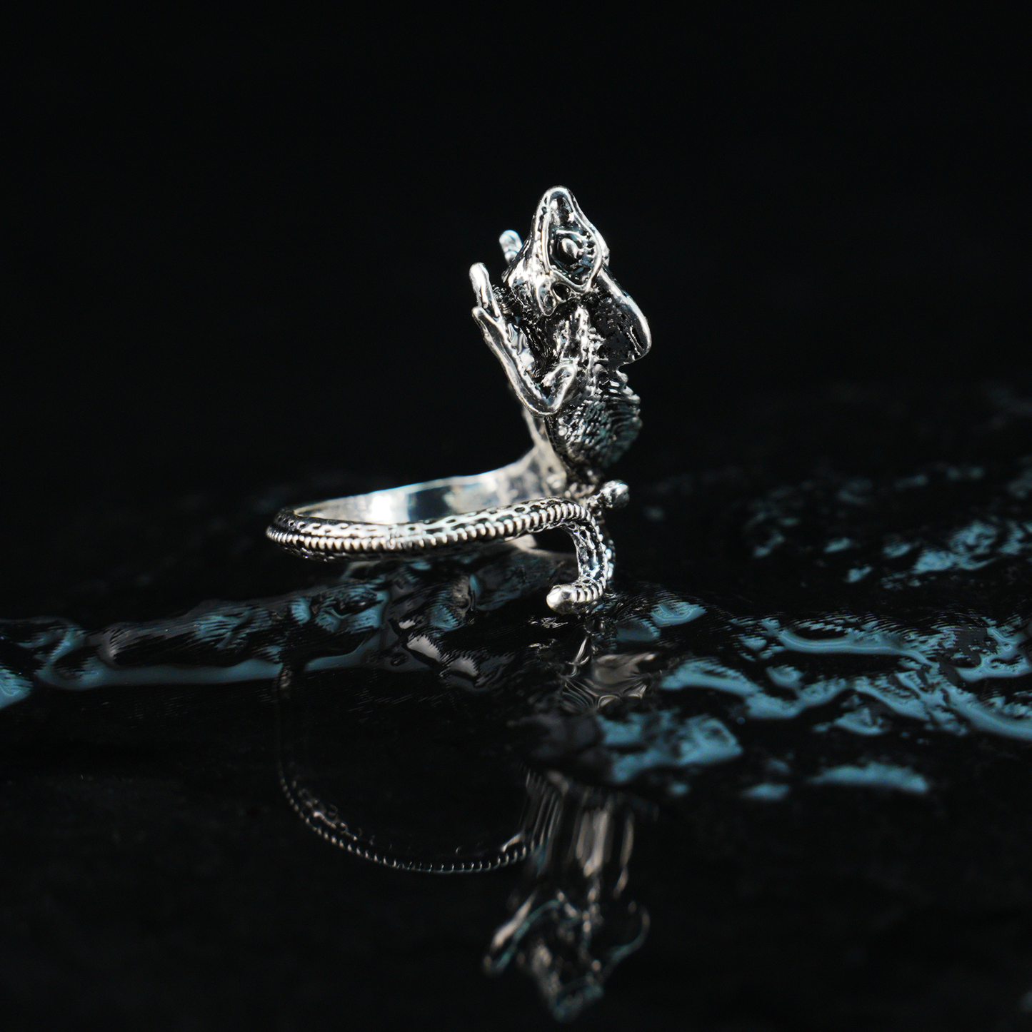 Gothic Eidechsenring – Mythischer Gecko-Schmuck, verstellbares Band mit Naturgeist