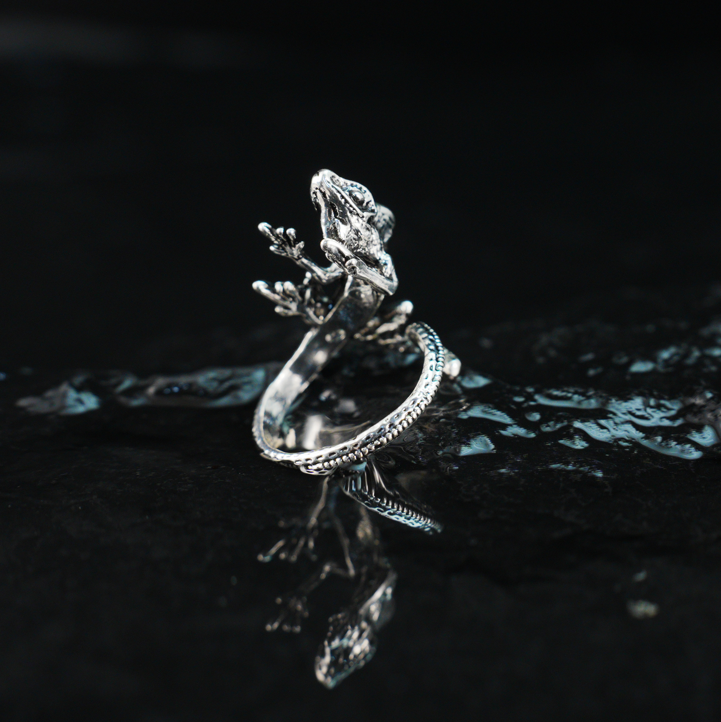 Gothic Eidechsenring – Mythischer Gecko-Schmuck, verstellbares Band mit Naturgeist