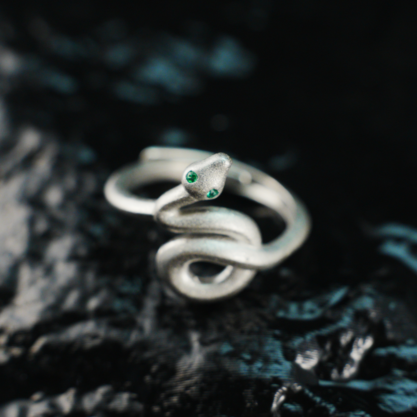 Minimalist Snake Ring Gothic Green-Eyed Serpent Solid Brass Band