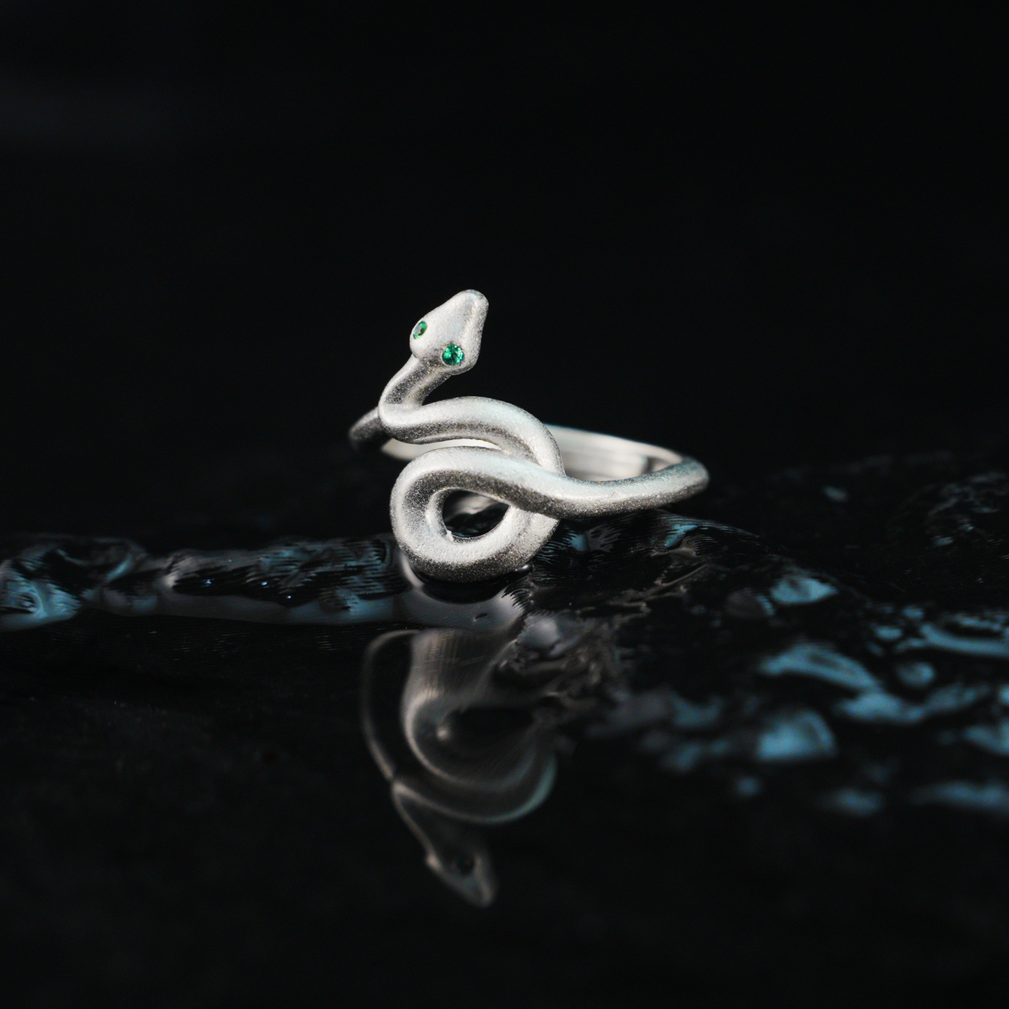 Minimalist Snake Ring Gothic Green-Eyed Serpent Solid Brass Band