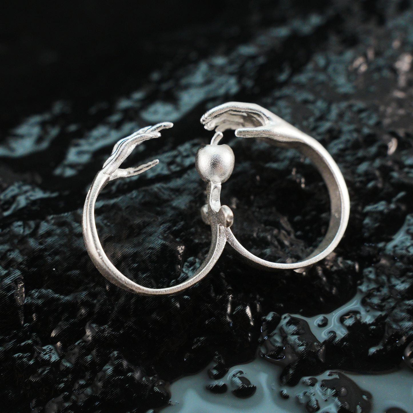 Künstlerischer Handdesign-Apfelring, verstellbar, Kupferlegierung, Paar-Geschenkschmuck