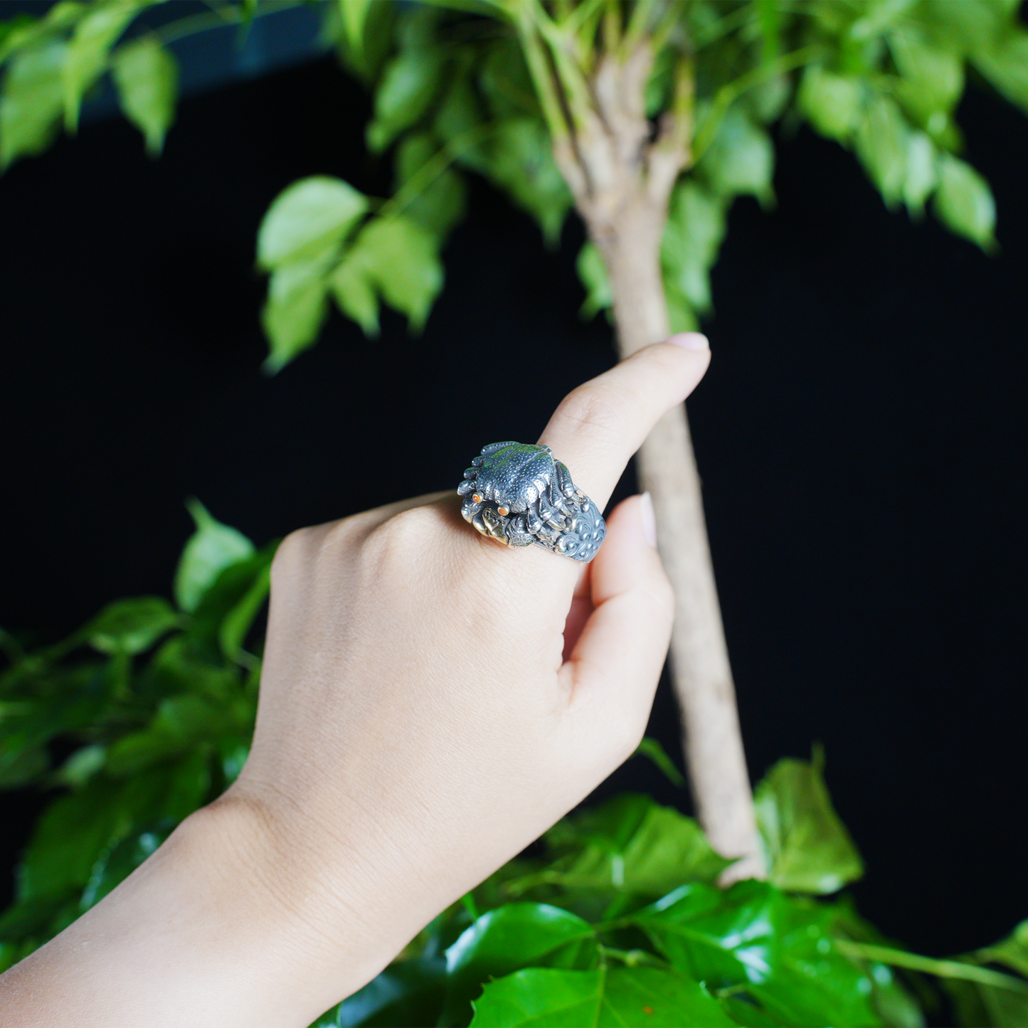 Gothic Crab Ring, Ocean Guardian Jewelry, Mythical Sea Creature Statement Ring